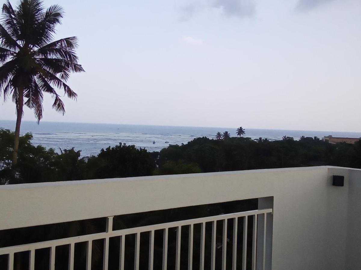 Bed and Breakfast The Moose Weligama Exterior foto