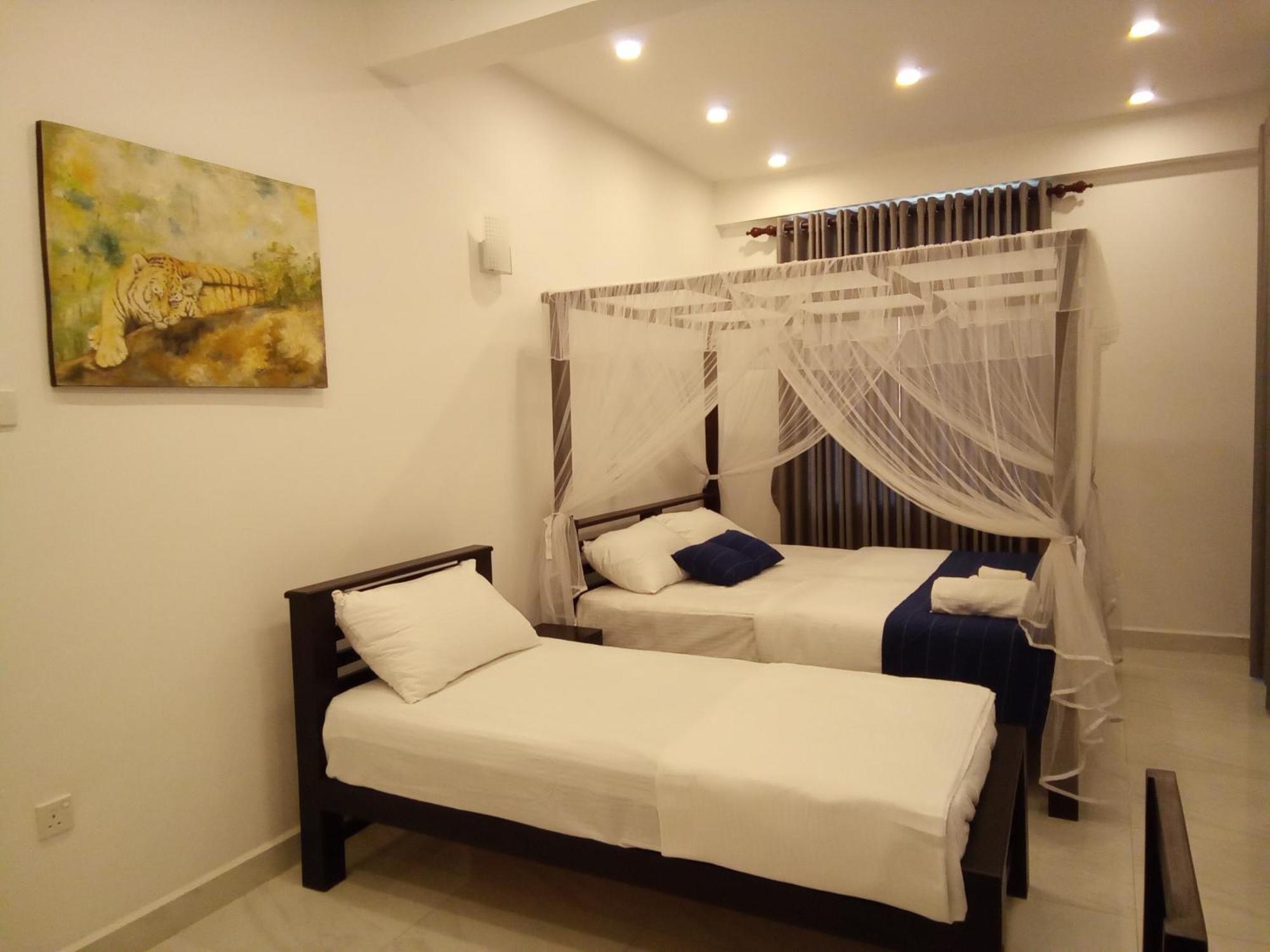 Bed and Breakfast The Moose Weligama Exterior foto