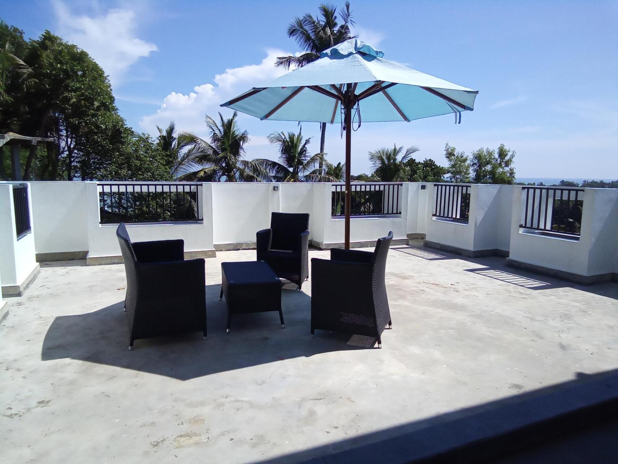 Bed and Breakfast The Moose Weligama Exterior foto