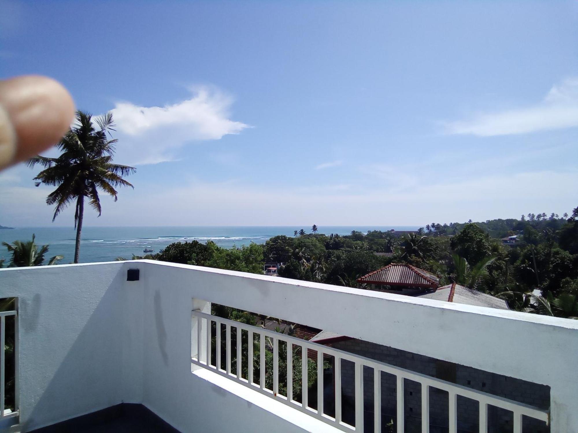 Bed and Breakfast The Moose Weligama Exterior foto