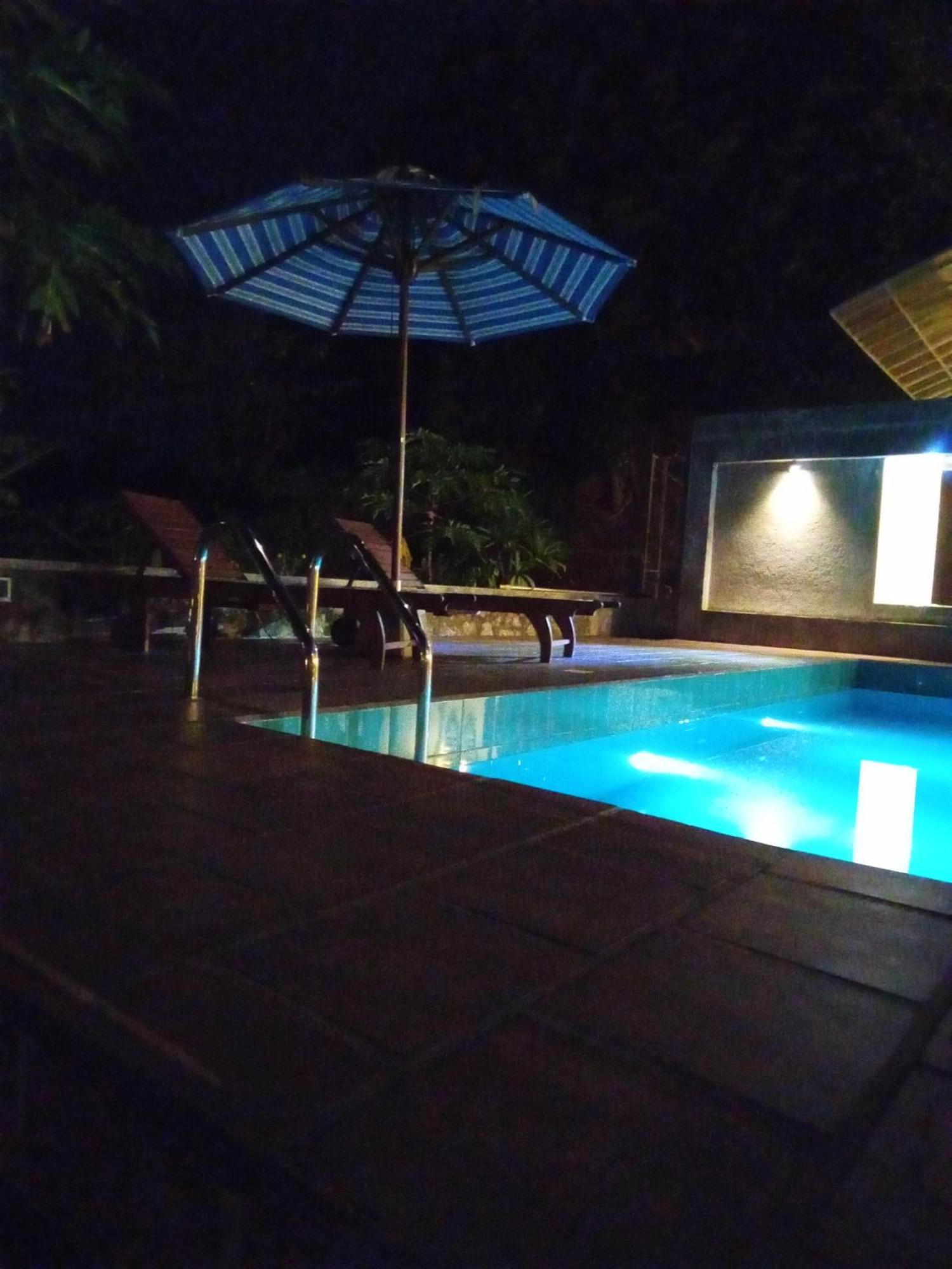 Bed and Breakfast The Moose Weligama Exterior foto