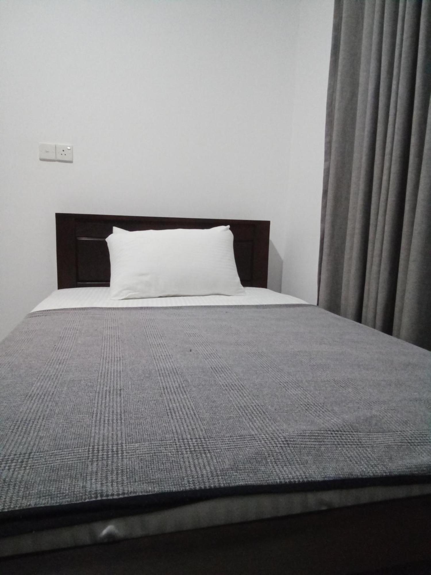 Bed and Breakfast The Moose Weligama Exterior foto